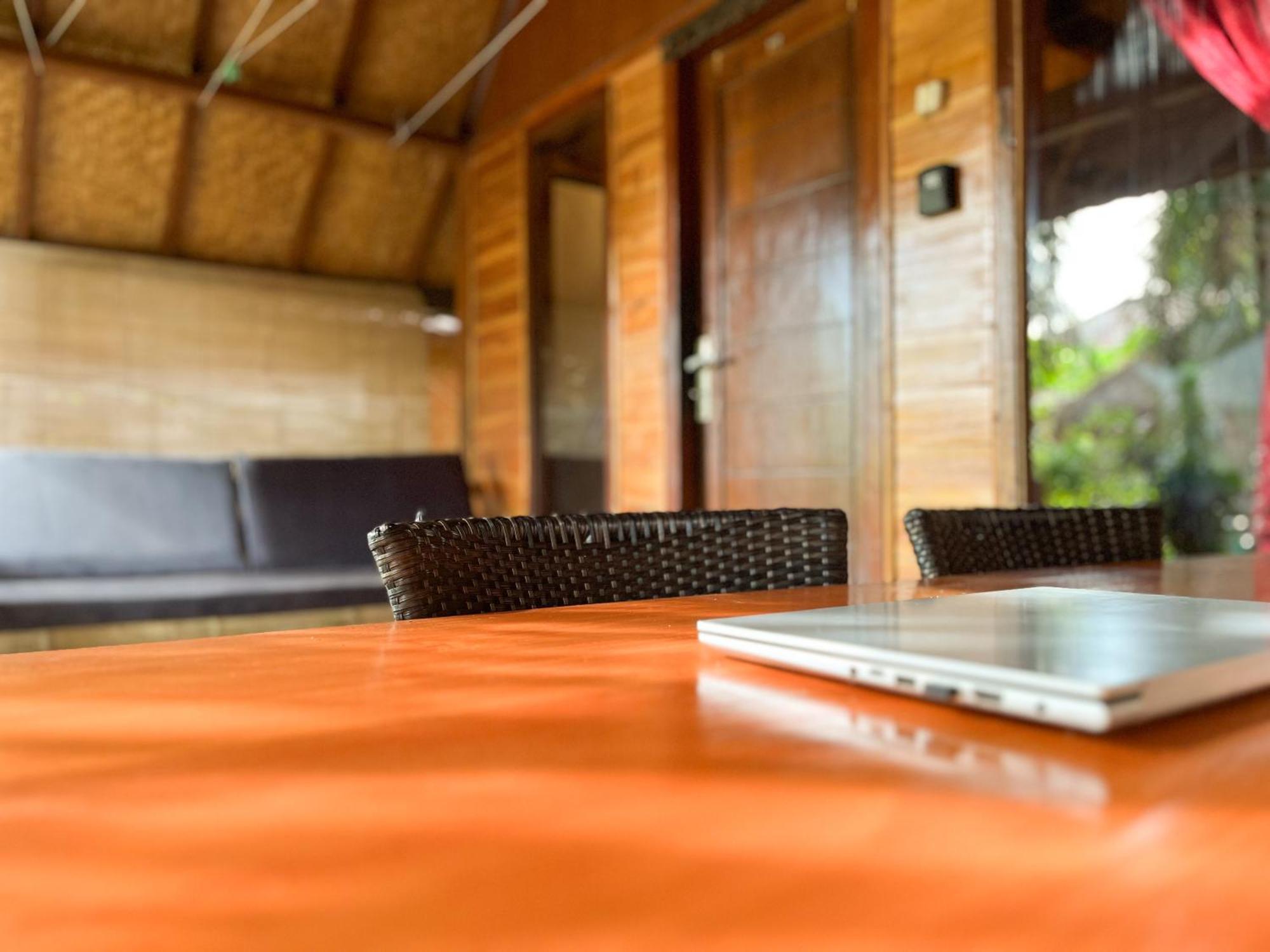 Little Bear Bungalows Gili Islands Exterior photo