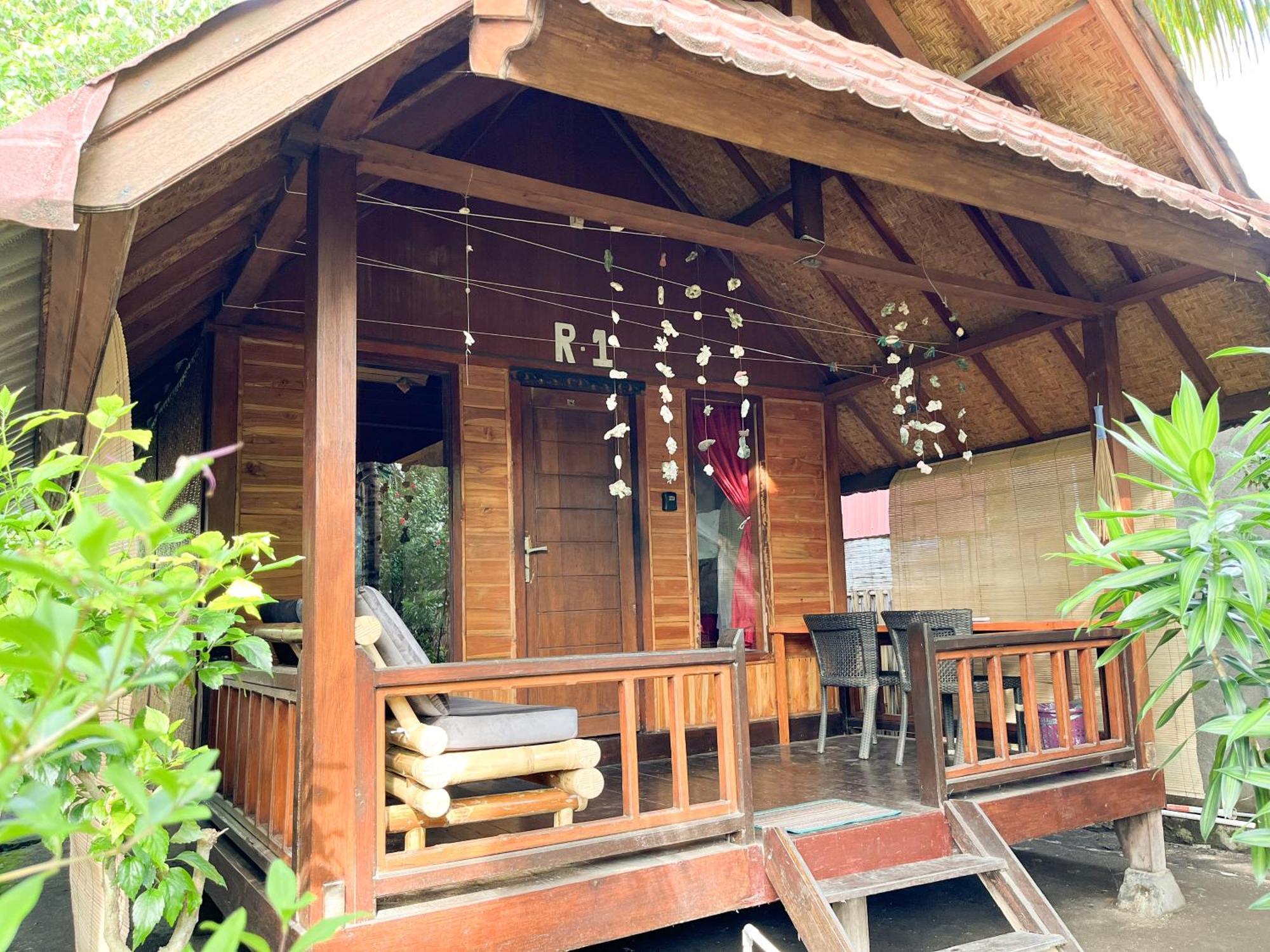 Little Bear Bungalows Gili Islands Exterior photo